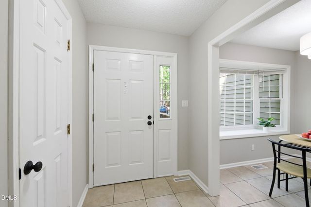 404 Forest Court, Carrboro, NC 27510