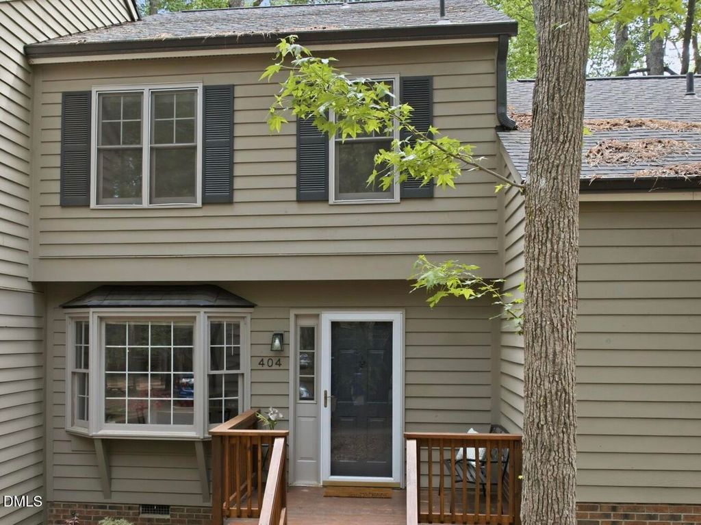 404 Forest Court, Carrboro, NC 27510