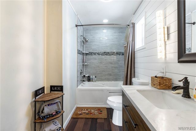 6795 Nash Road, Wheatfield, NY 14120