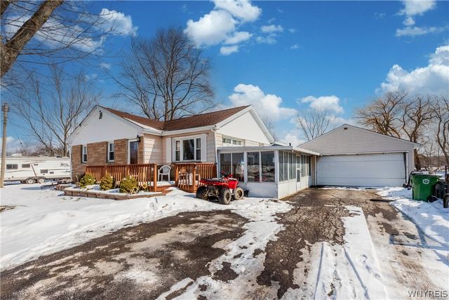 6795 Nash Road, Wheatfield, NY 14120