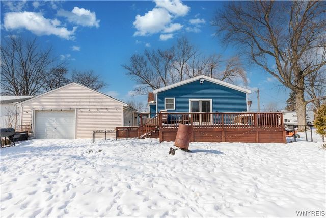 6795 Nash Road, Wheatfield, NY 14120