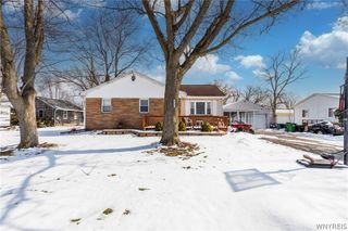 6795 Nash Road, Wheatfield, NY 14120
