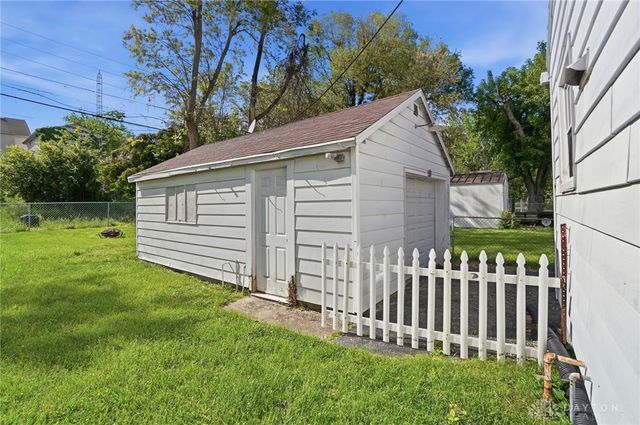 1659 Pell Drive, Dayton, OH 45410