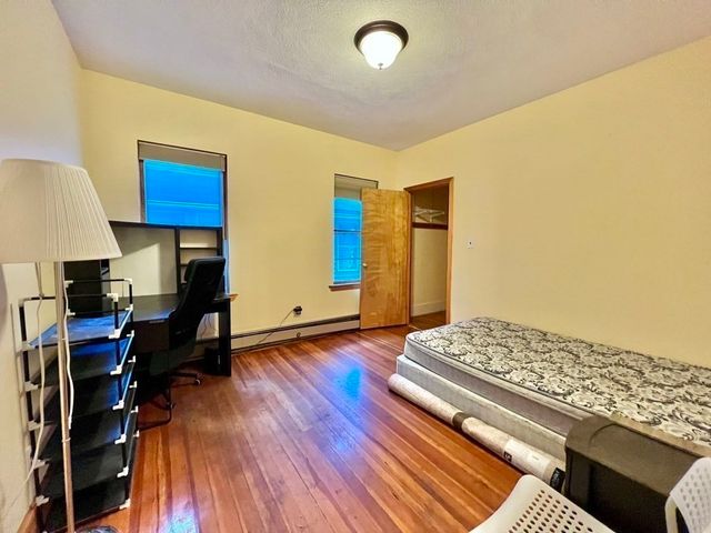 558 Washington St 1, Boston, MA 02135