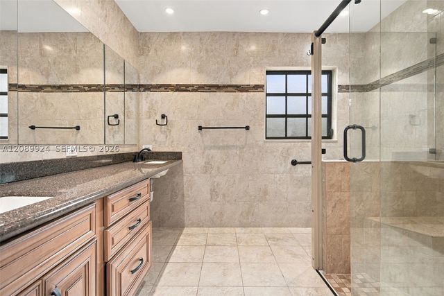 17631 SW 77th Ave, Palmetto Bay, FL 33157
