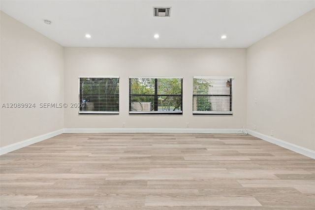 17631 SW 77th Ave, Palmetto Bay, FL 33157