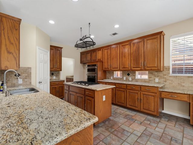 5708 Twain Drive, Flower Mound, TX 75028