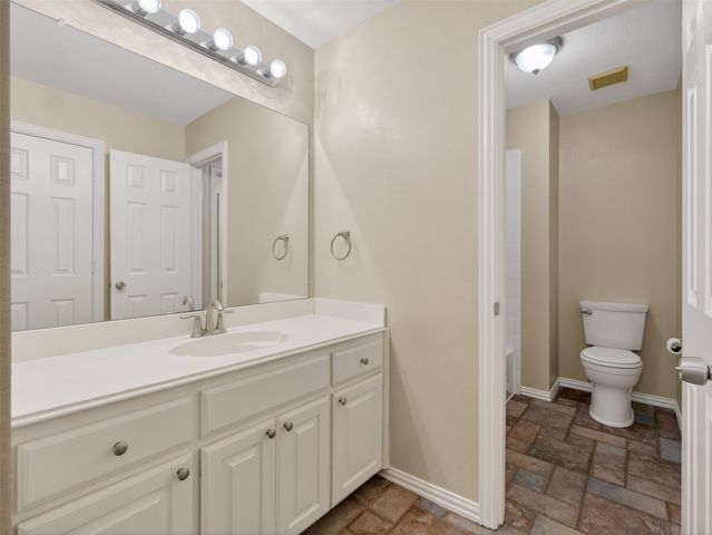 5708 Twain Drive, Flower Mound, TX 75028
