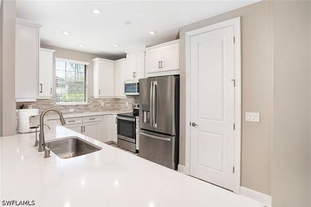 15244 Zeno WAY 104, Naples, FL 34114