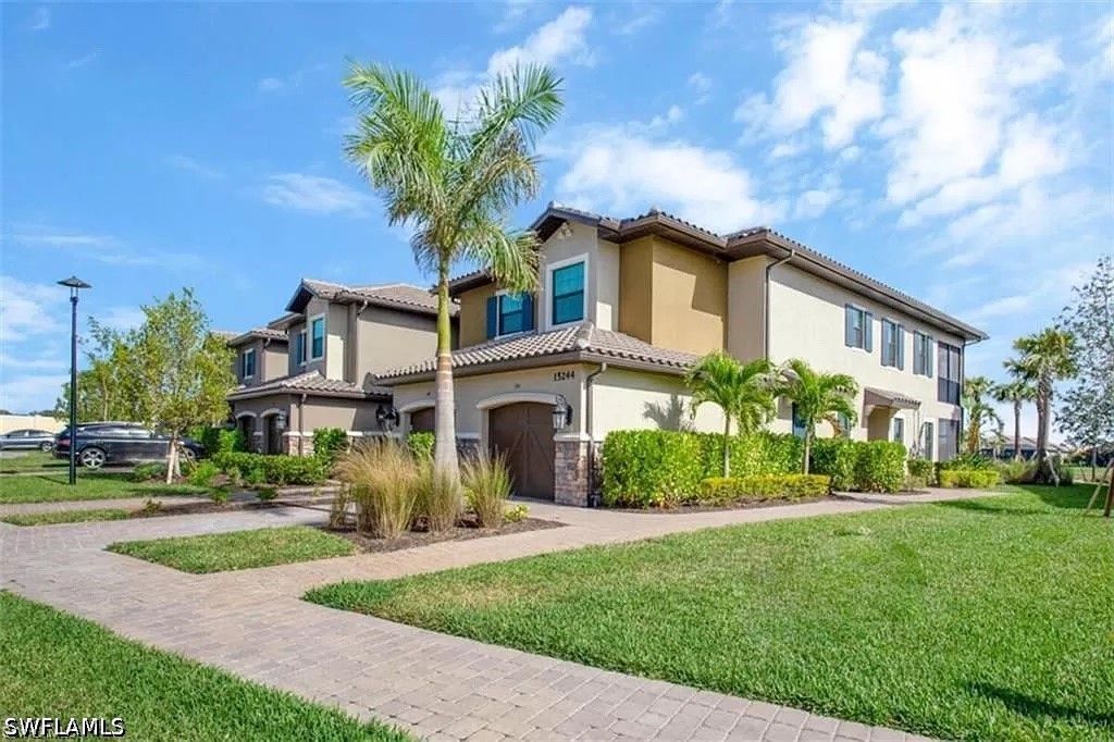 15244 Zeno WAY 104, Naples, FL 34114