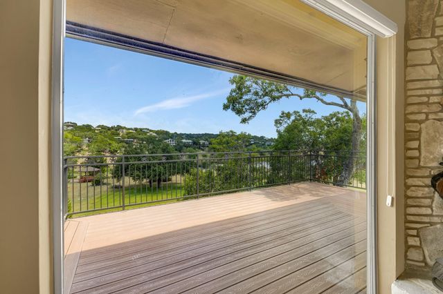 435 Nancy DR, Canyon Lake, TX 78133
