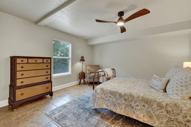 435 Nancy DR, Canyon Lake, TX 78133
