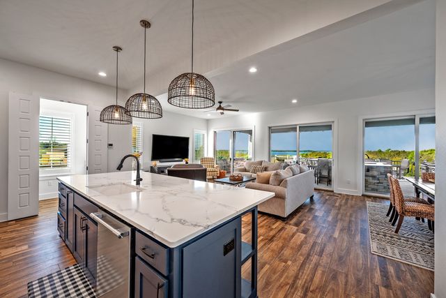 4509 Peach Tree, Kingston, OK 73439