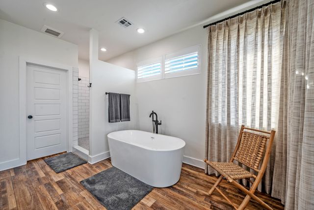 4509 Peach Tree, Kingston, OK 73439