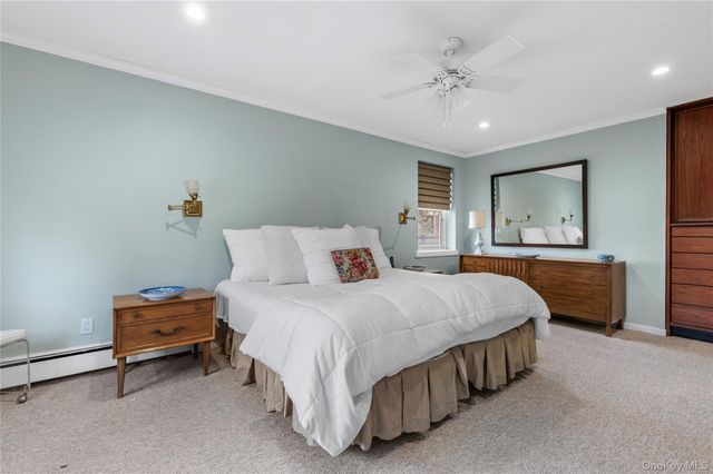 25 Chapel Place 2L, Great Neck, NY 11021