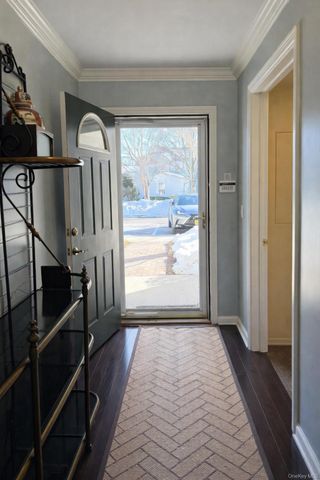 843 Madeira Boulevard, Melville, NY 11747