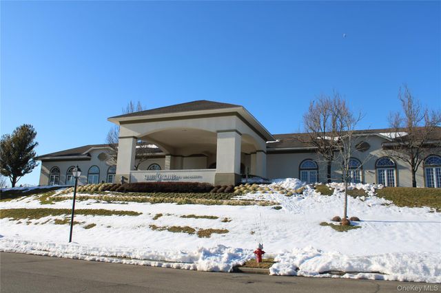 843 Madeira Boulevard, Melville, NY 11747