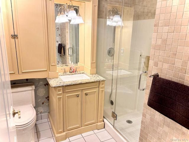 843 Madeira Boulevard, Melville, NY 11747