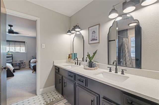 3717 Castle River Dr, Corpus Christi, TX 78410