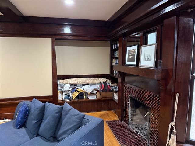 779 N Marengo, Pasadena, CA 91103