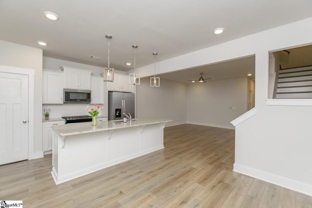 205 Shallons Drive, Greenville, SC 29609