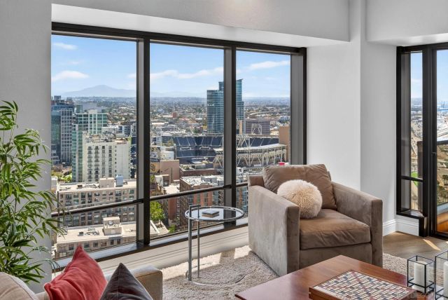 200 Harbor 3001, San Diego, CA 92101