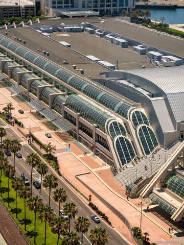 200 Harbor 3001, San Diego, CA 92101