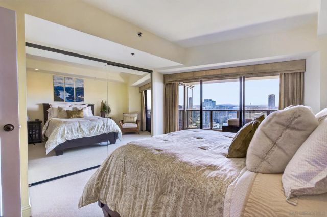 200 Harbor 3001, San Diego, CA 92101