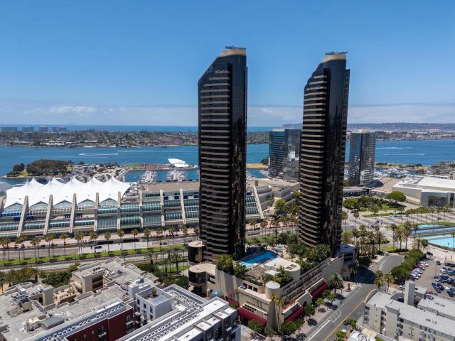 200 Harbor 3001, San Diego, CA 92101