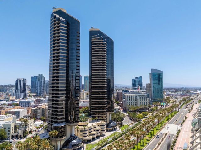 200 Harbor 3001, San Diego, CA 92101