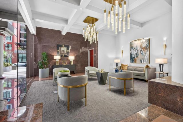 200 Harbor 3001, San Diego, CA 92101