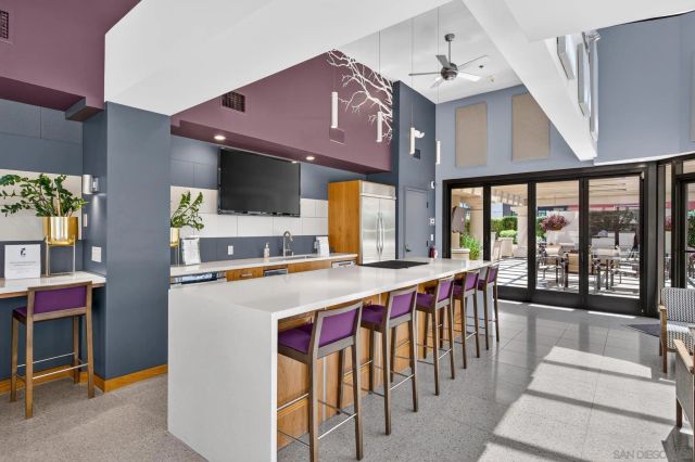 200 Harbor 3001, San Diego, CA 92101
