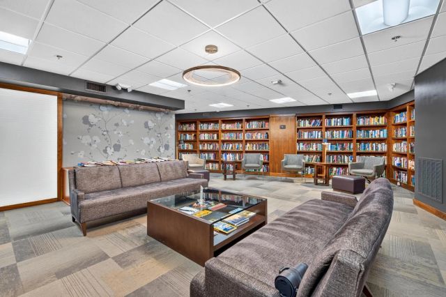 200 Harbor 3001, San Diego, CA 92101
