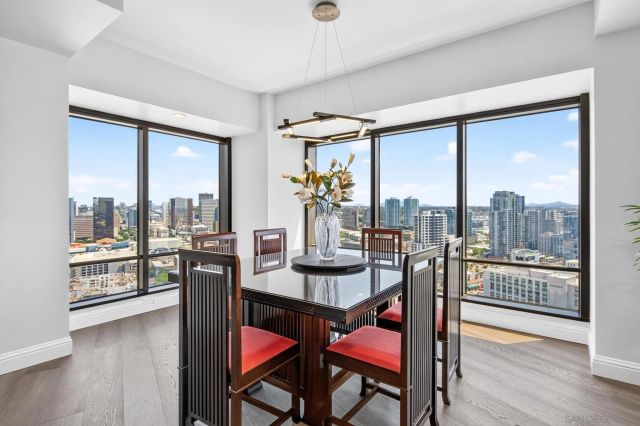 200 Harbor 3001, San Diego, CA 92101