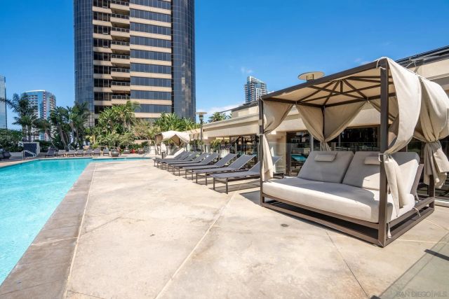 200 Harbor 3001, San Diego, CA 92101