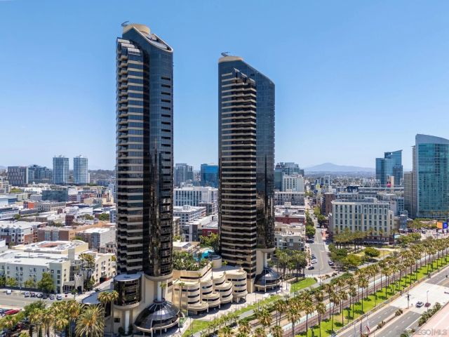200 Harbor 3001, San Diego, CA 92101