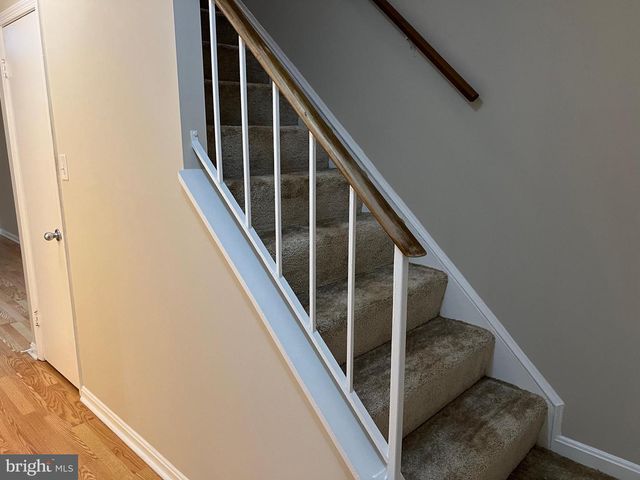 6322 DRACO ST, Burke, VA 22015