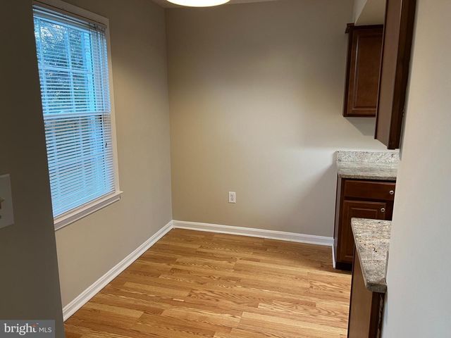 6322 DRACO ST, Burke, VA 22015