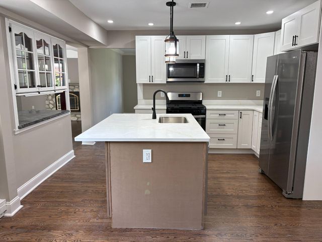 1021 MEETINGHOUSE RD, Ambler, PA 19002
