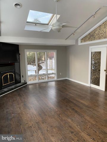 1021 MEETINGHOUSE RD, Ambler, PA 19002