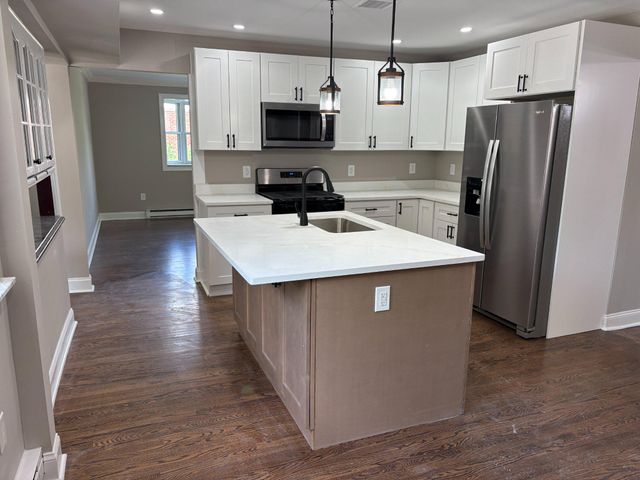 1021 MEETINGHOUSE RD, Ambler, PA 19002