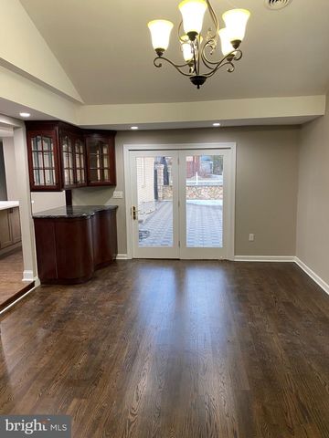 1021 MEETINGHOUSE RD, Ambler, PA 19002