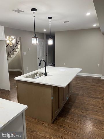 1021 MEETINGHOUSE RD, Ambler, PA 19002