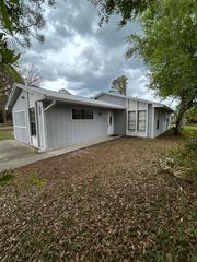 1036 SW 19th Ave Avenue SW, Vero Beach, FL 32962