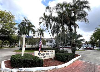 11905 NW 11th St 11905, Pembroke Pines, FL 33026