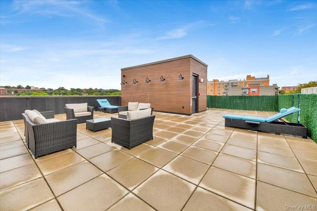 645 NORTH MACQUESTEN PARKWAY 3G, Fleetwood, NY 10552