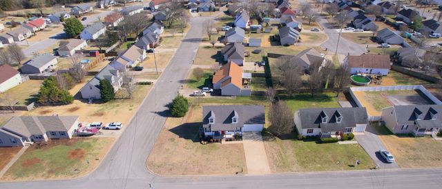 2918 Kedzie Dr, Murfreesboro, TN 37130