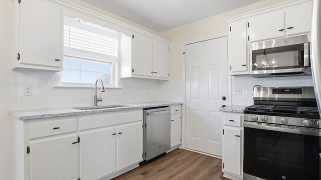 2918 Kedzie Dr, Murfreesboro, TN 37130