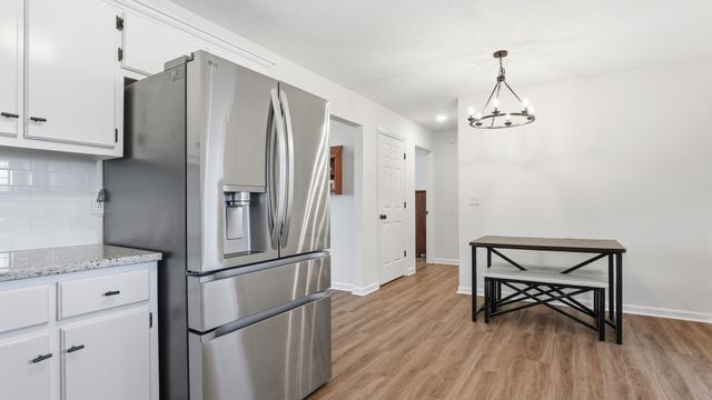 2918 Kedzie Dr, Murfreesboro, TN 37130