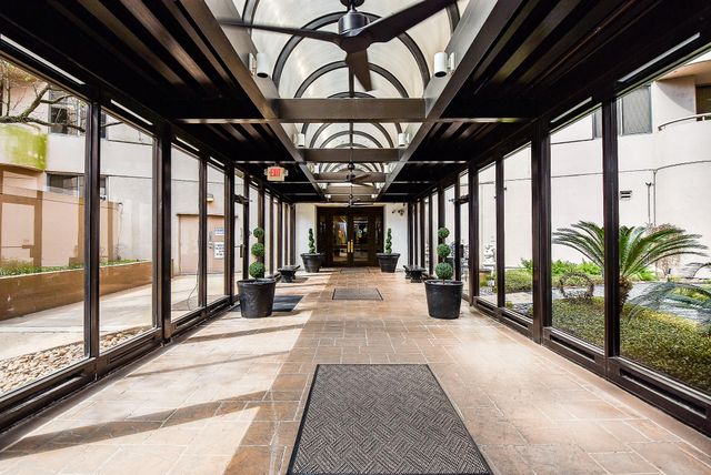 3525 Sage Road 1407, Houston, TX 77056